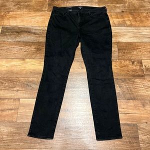 LIKE NEW NYDJ BLACK ALINA LEGGING JEANS - 14